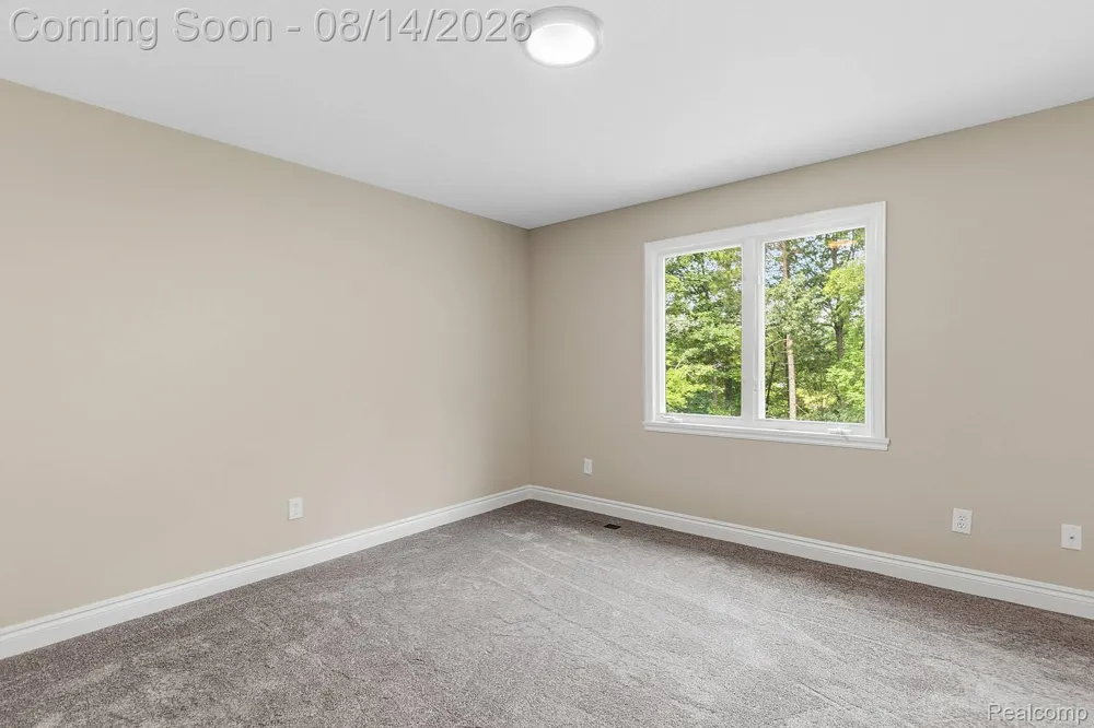 3326 Shorewood Avenue Fort Gratiot Charter Township, MI 48059