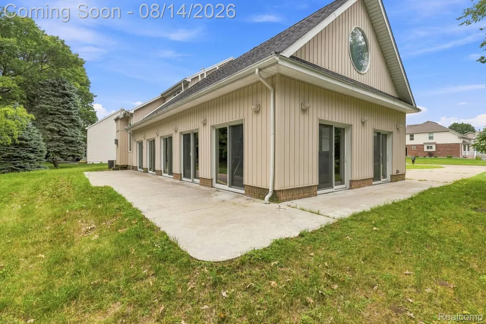 3326 Shorewood Avenue Fort Gratiot Charter Township, MI 48059