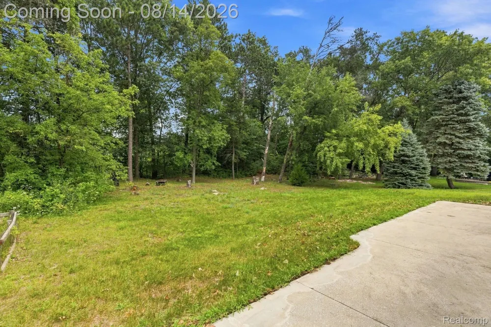 3326 Shorewood Avenue Fort Gratiot Charter Township, MI 48059