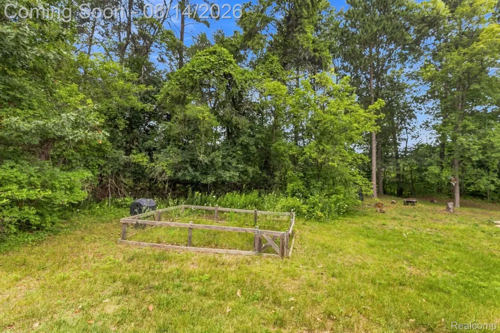 3326 Shorewood Avenue Fort Gratiot Charter Township, MI 48059