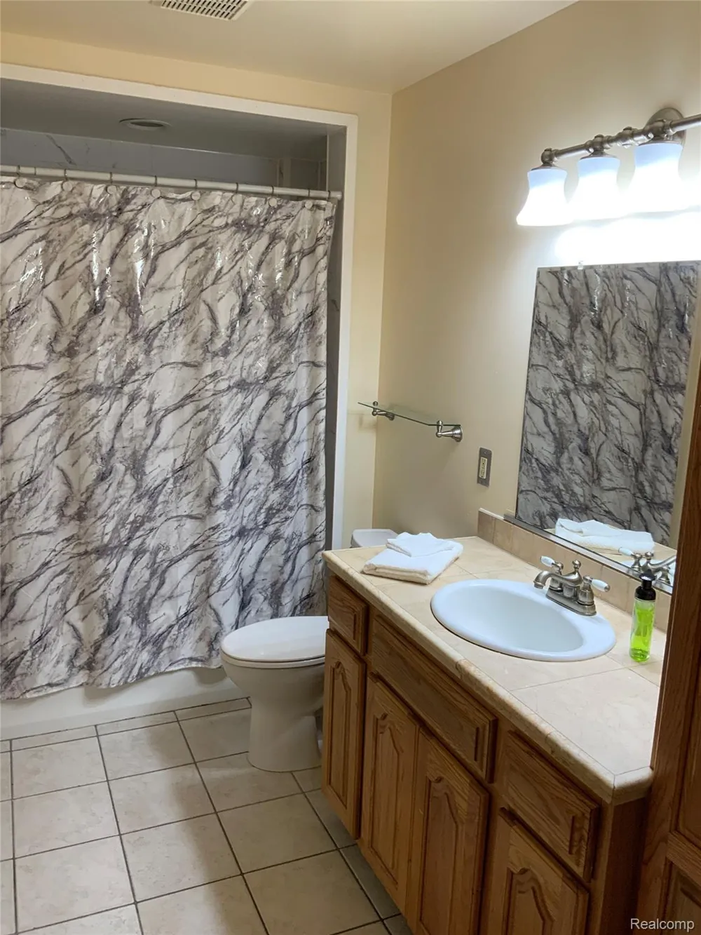 7715 Hidden Knoll Court Conway Township, MI 48418