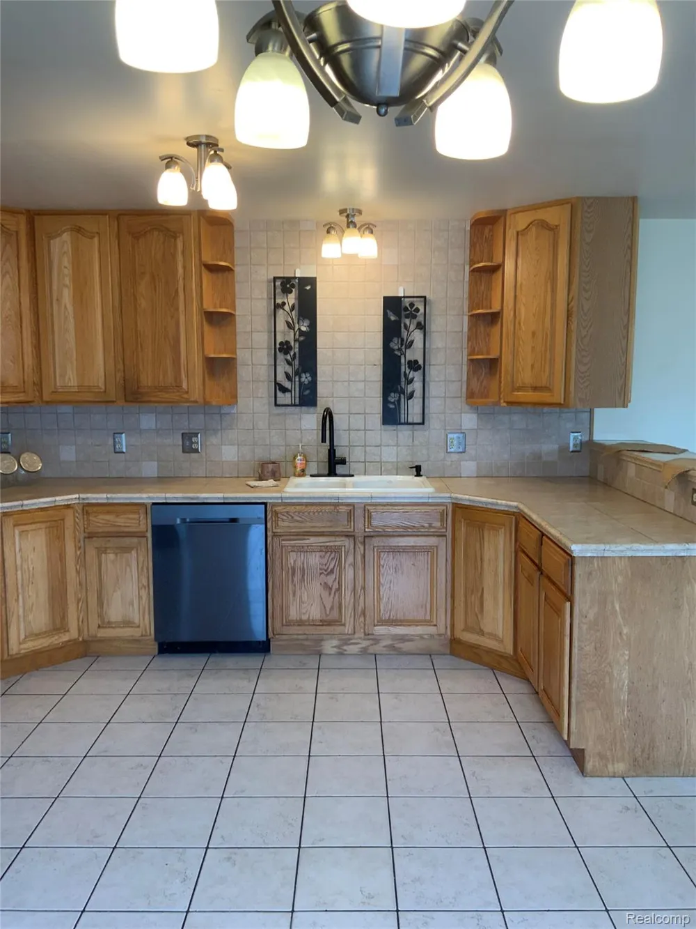 7715 Hidden Knoll Court Conway Township, MI 48418