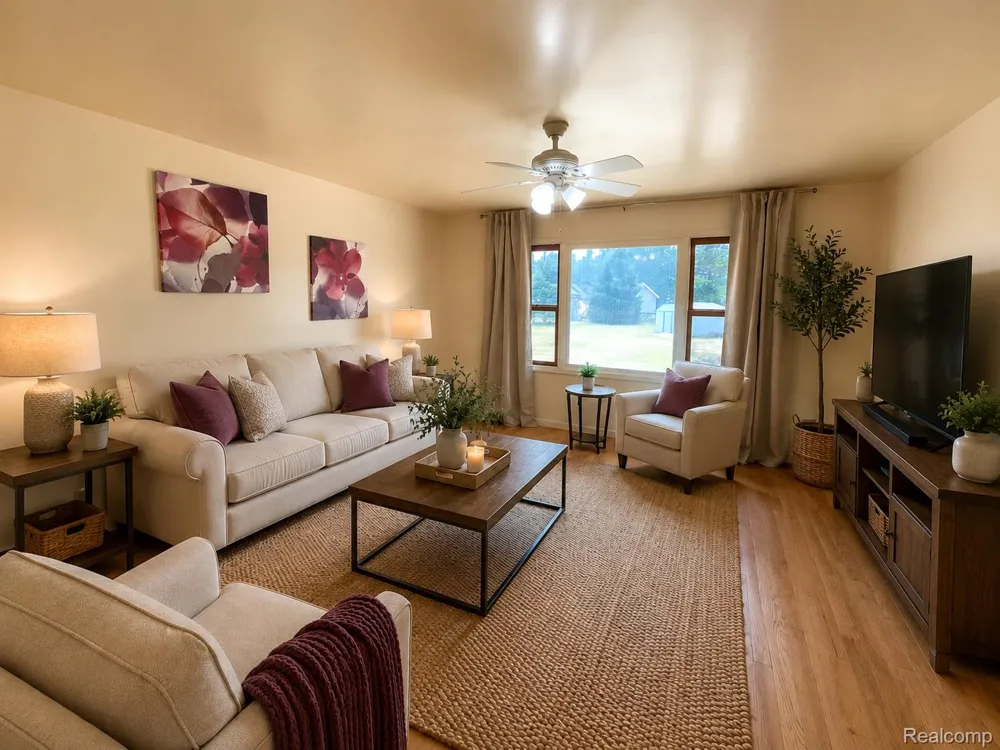 7715 Hidden Knoll Court Conway Township, MI 48418