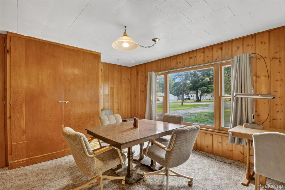 1895 Otsego Rd Road Roscommon Township, MI 48656