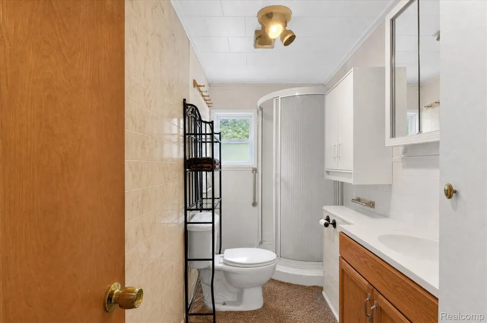 1895 Otsego Rd Road Roscommon Township, MI 48656