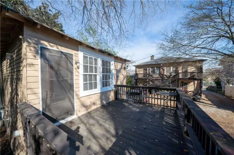 716 Lakeview Avenue NE #5