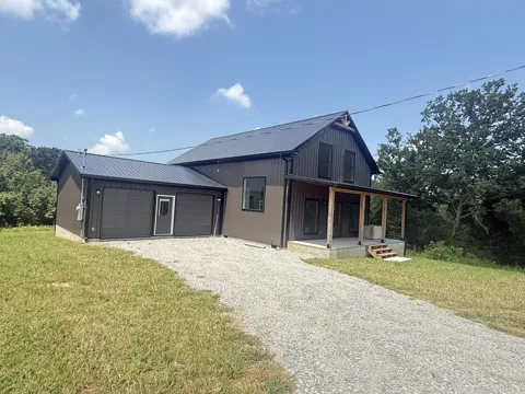 119 Pondview Dr