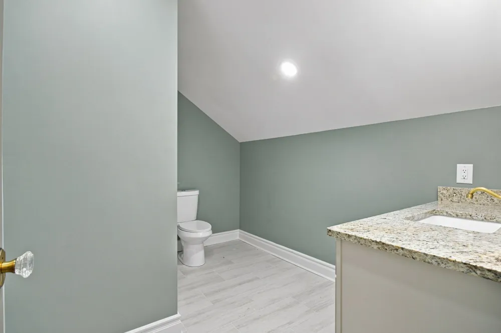 119 Pondview Dr Hohenwald, TN 38462