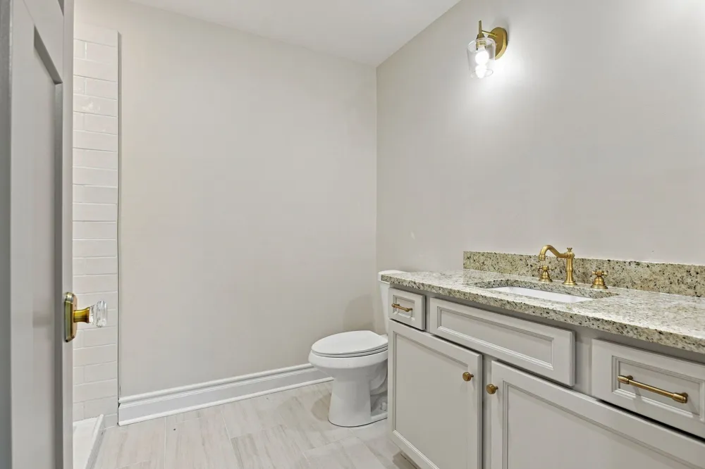 119 Pondview Dr Hohenwald, TN 38462