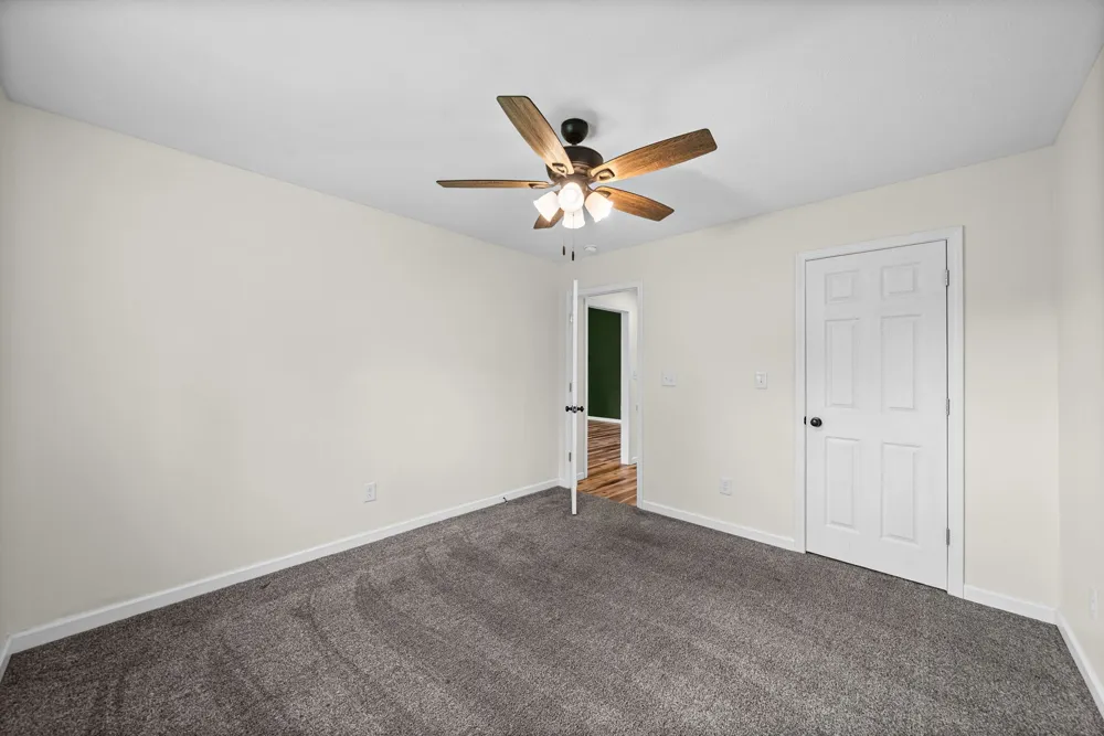 153 High Point Rd Erin, TN 37061