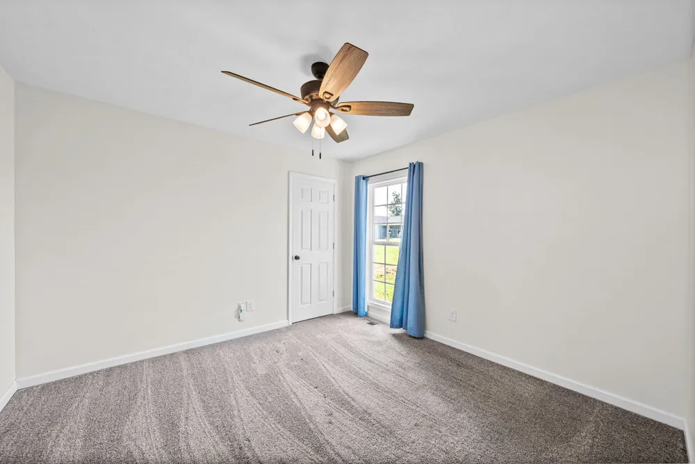 153 High Point Rd Erin, TN 37061