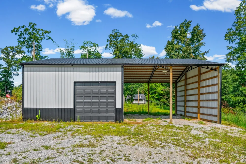 153 High Point Rd Erin, TN 37061