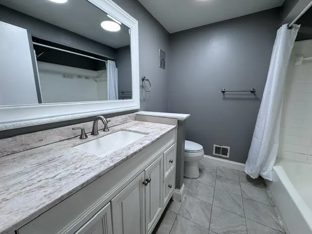 36730 Engleside Drive Sterling Heights City, MI 48310