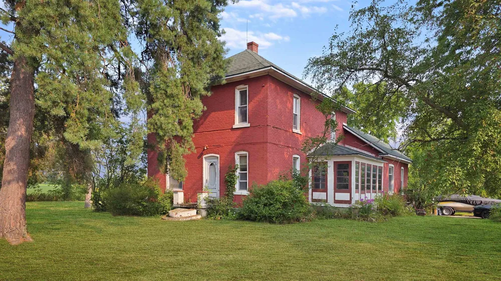 1146 Volkmer Road Maple Grove Township, MI 48457