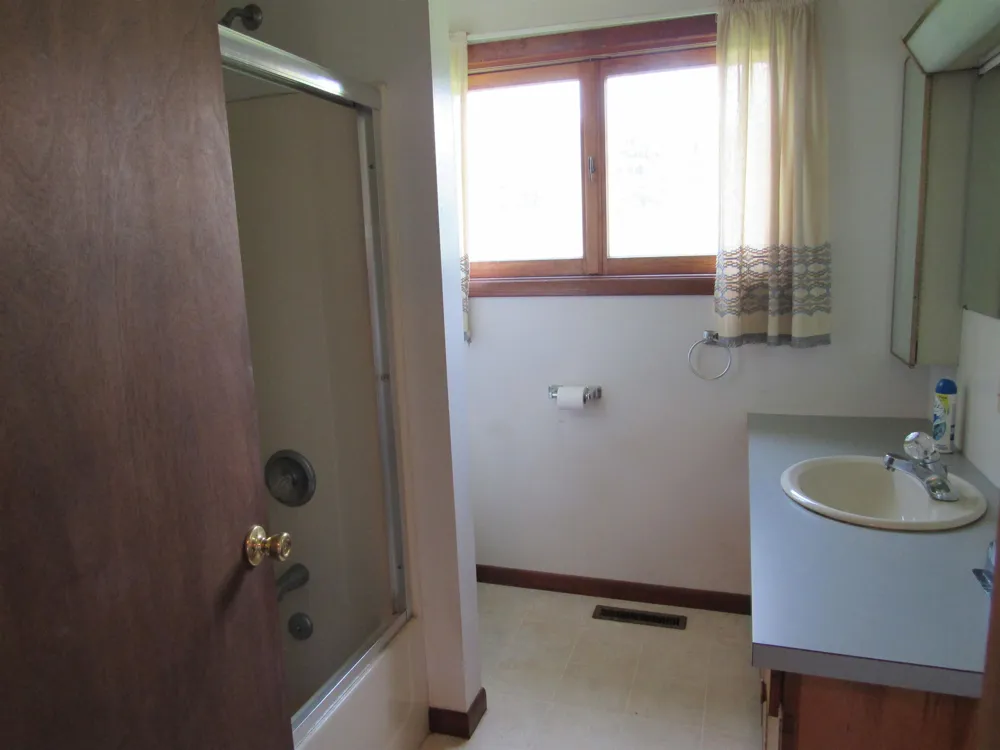 902 Fourth Street Tawas Township, MI 48763