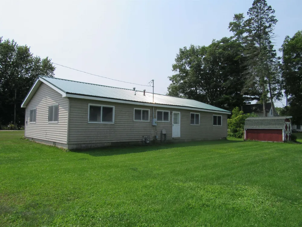 902 Fourth Street Tawas Township, MI 48763