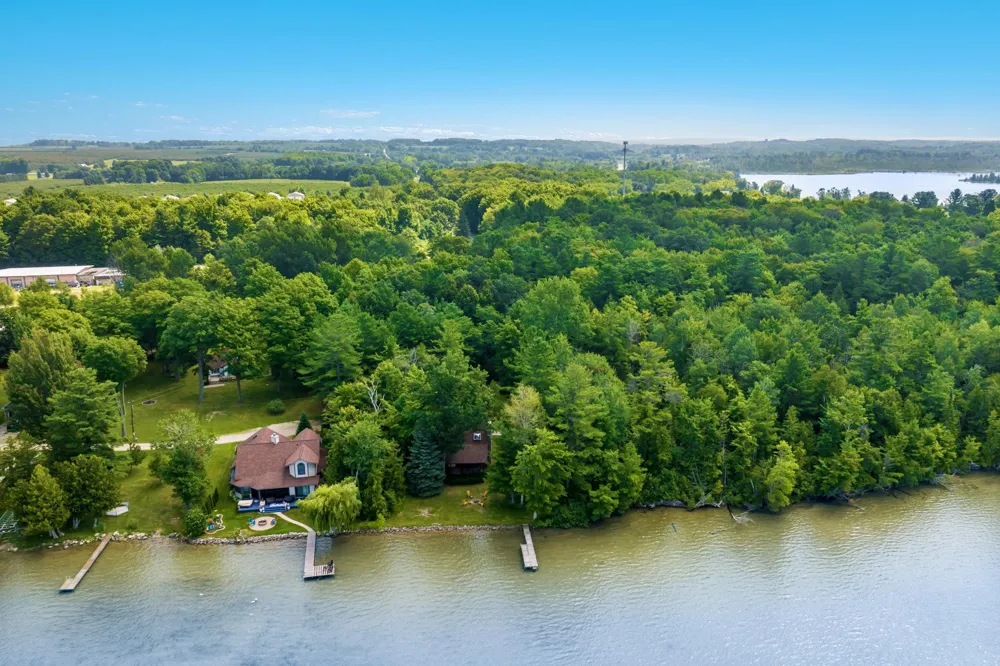 6936 Birchwood Elk Rapids Township, MI 49648