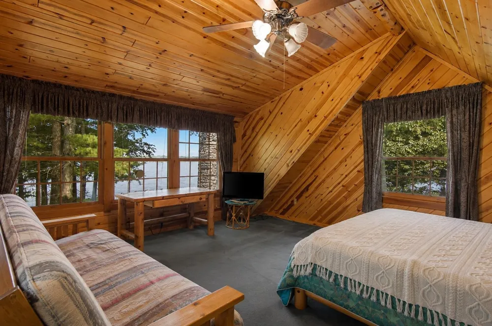 6936 Birchwood Elk Rapids Township, MI 49648