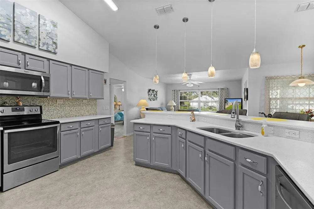 17566 SE 112TH AVENUE Summerfield, FL 34491