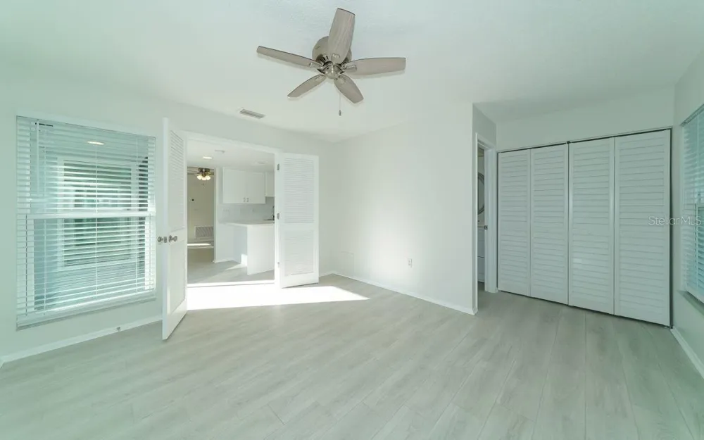 2139 COUVER DRIVE #2139 Sarasota, FL 34231