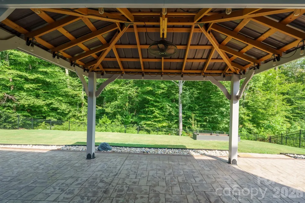 111 Lambeth Loop Mooresville, NC 28115