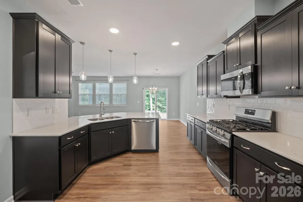 111 Lambeth Loop Mooresville, NC 28115