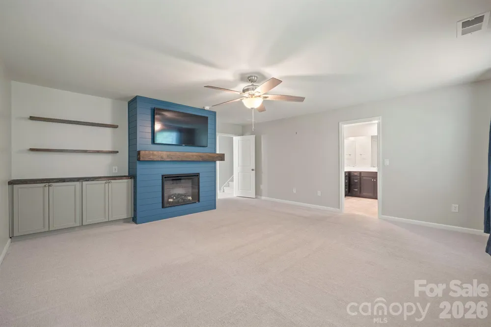 111 Lambeth Loop Mooresville, NC 28115