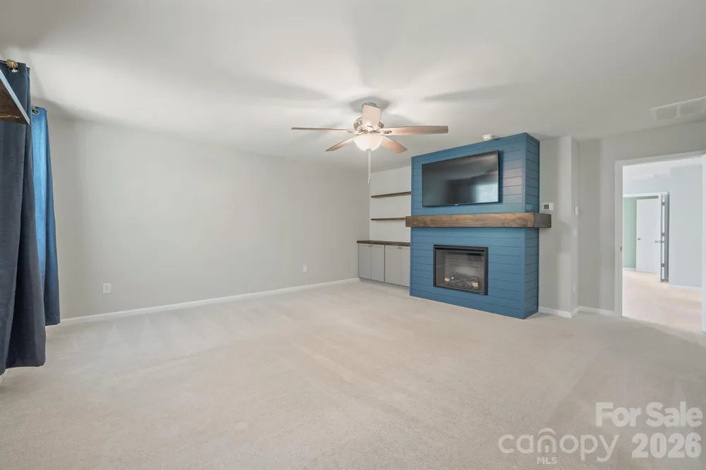 111 Lambeth Loop Mooresville, NC 28115