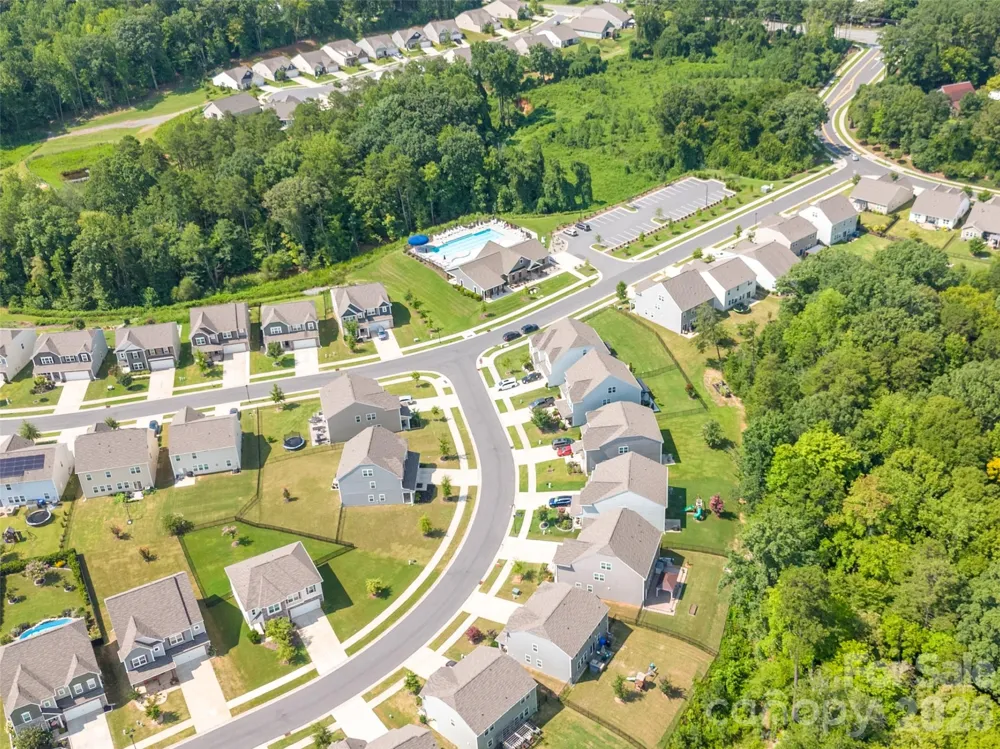111 Lambeth Loop Mooresville, NC 28115