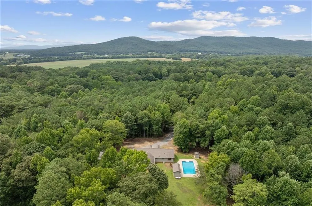 1358 Reeves Station Road SW Calhoun, GA 30701