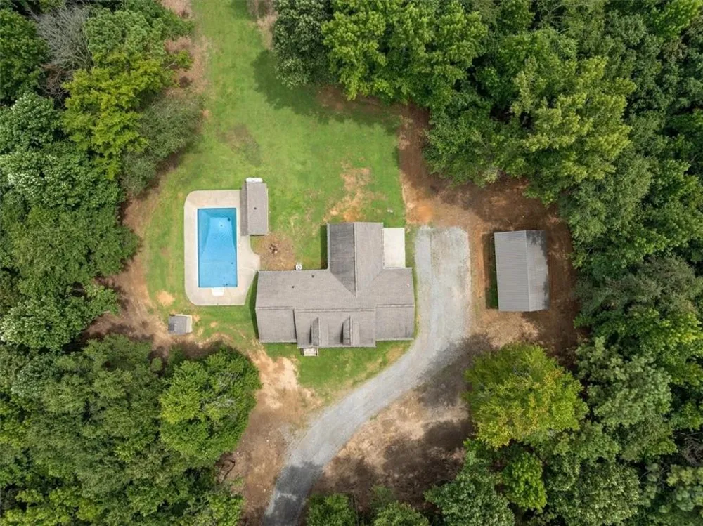 1358 Reeves Station Road SW Calhoun, GA 30701