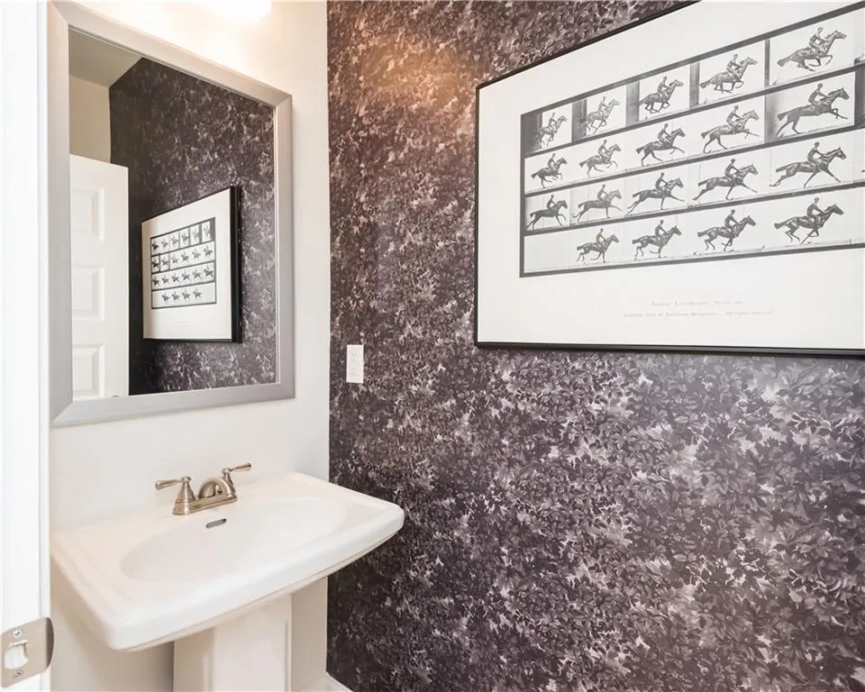 5933 Spring Way Stonecrest, GA 30038