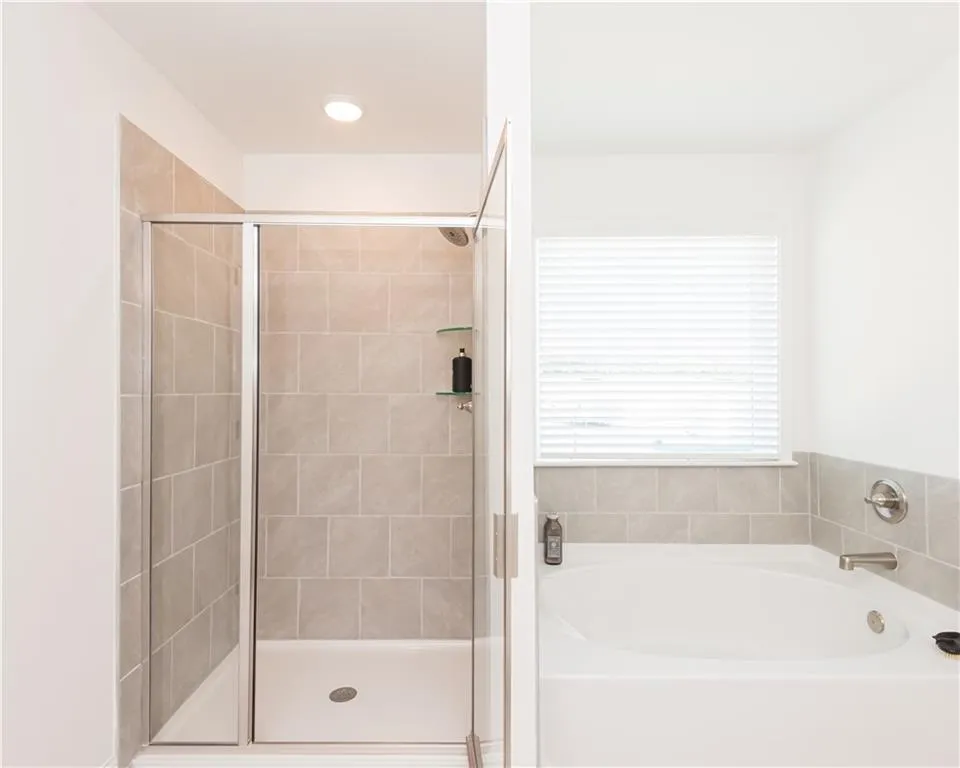5933 Spring Way Stonecrest, GA 30038