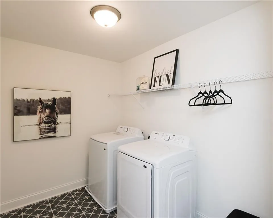 5933 Spring Way Stonecrest, GA 30038