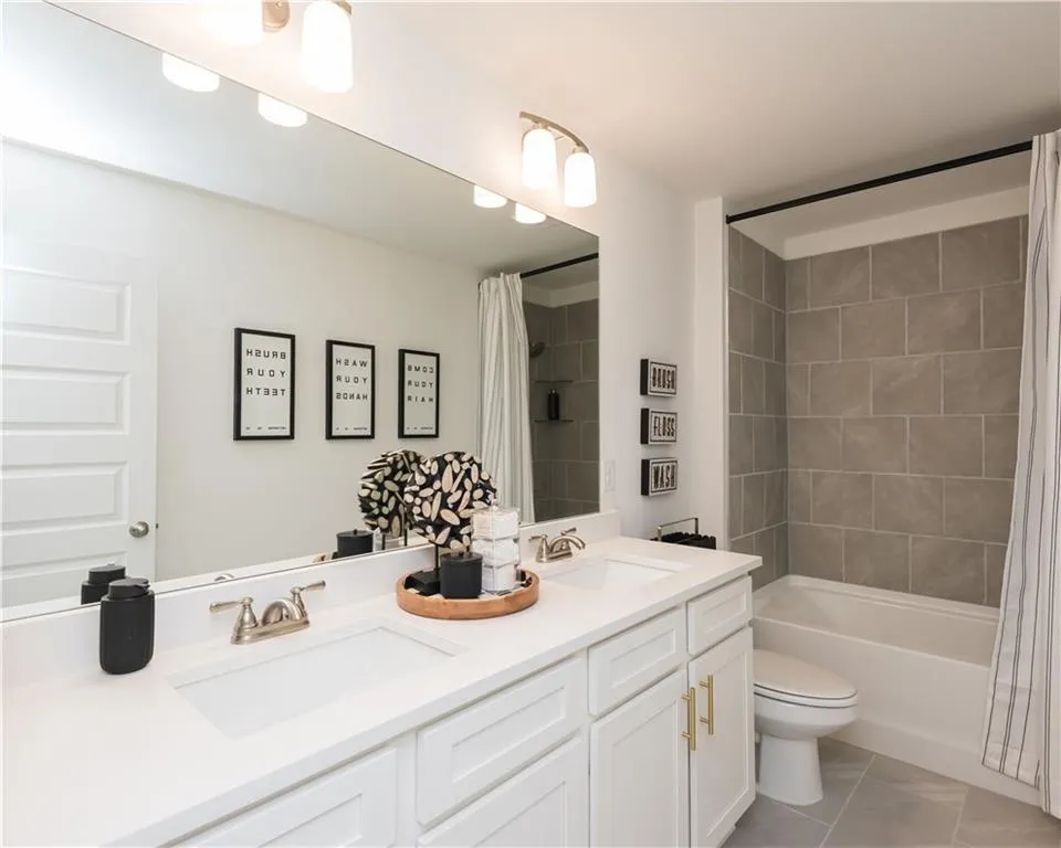 5933 Spring Way Stonecrest, GA 30038