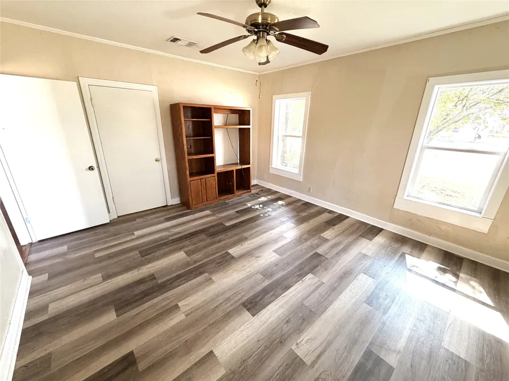 712 W Main Street Eastland, TX 76448