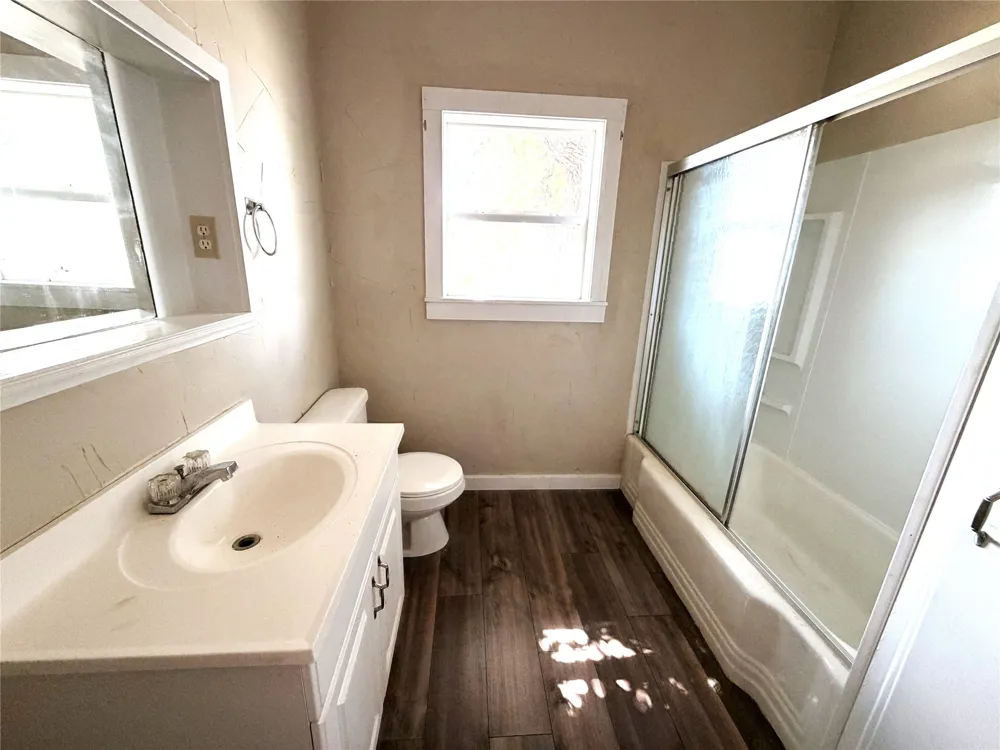712 W Main Street Eastland, TX 76448