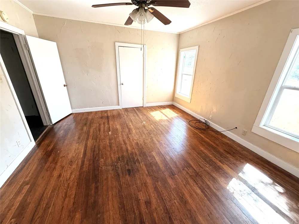 712 W Main Street Eastland, TX 76448