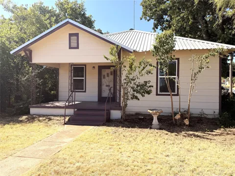 712 W Main Street