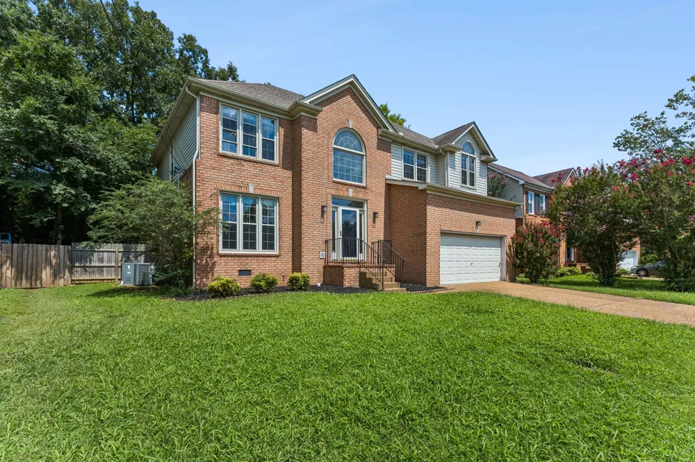 4348 Cambridge Dr Antioch, TN 37013