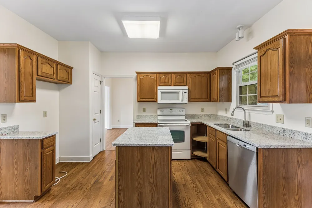 4348 Cambridge Dr Antioch, TN 37013
