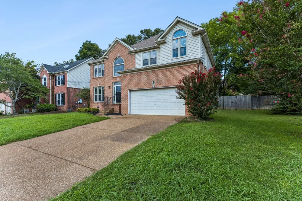 4348 Cambridge Dr Antioch, TN 37013