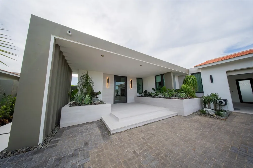908 CORREDOR MIRALAGO Dorado, PR 00646