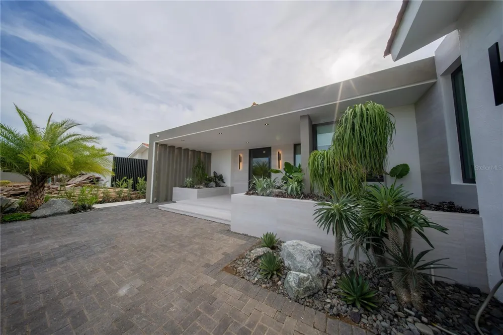 908 CORREDOR MIRALAGO Dorado, PR 00646