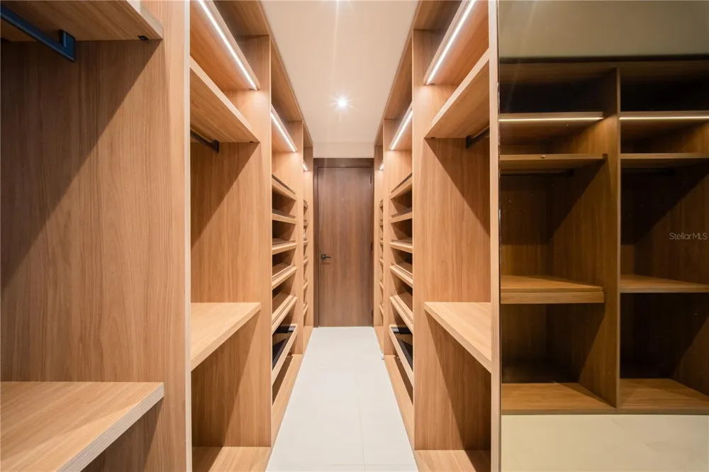 908 CORREDOR MIRALAGO Dorado, PR 00646