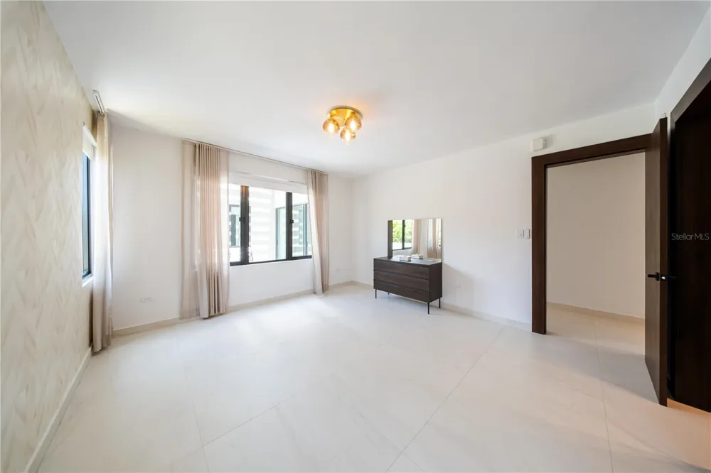 908 CORREDOR MIRALAGO Dorado, PR 00646