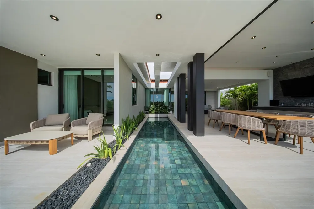 908 CORREDOR MIRALAGO Dorado, PR 00646