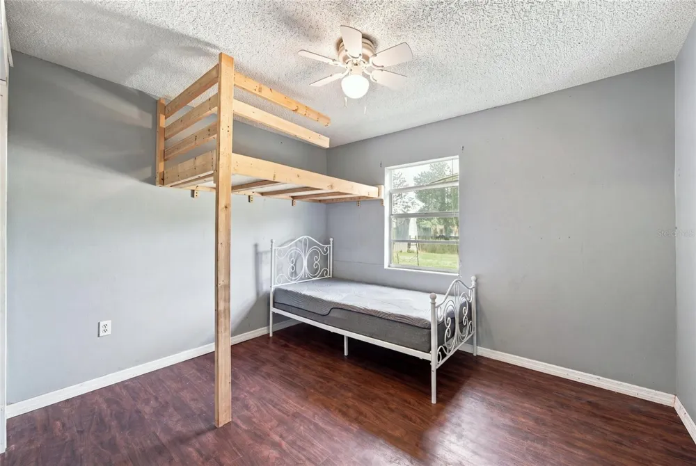 3135 CROSS FOX DRIVE Mulberry, FL 33860