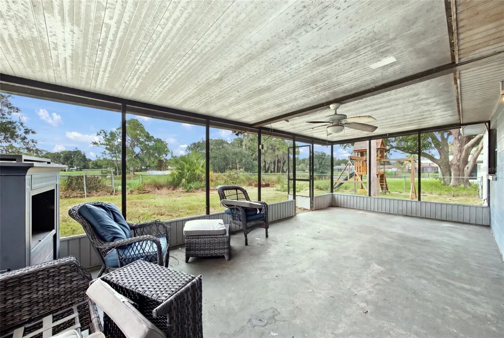 3135 CROSS FOX DRIVE Mulberry, FL 33860