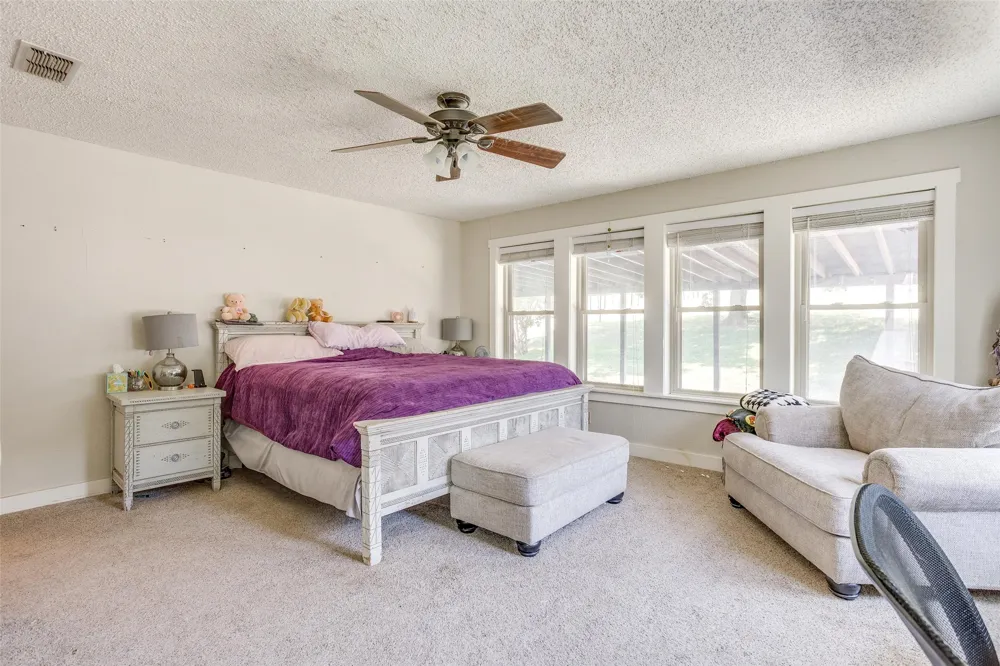 13800 Llano Drive Weatherford, TX 76087